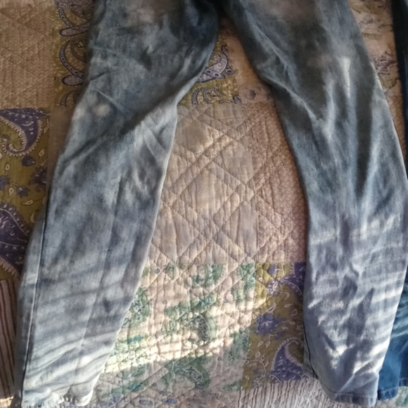 Jeans - Picture 4 of 4